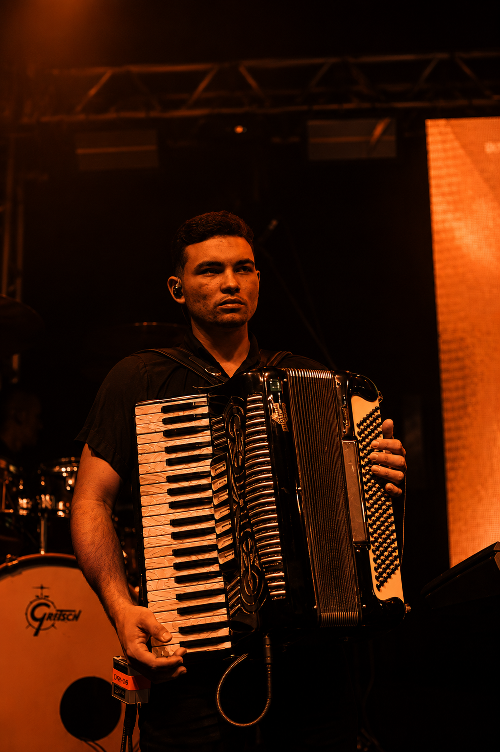ACORDEON: Moisés Leal